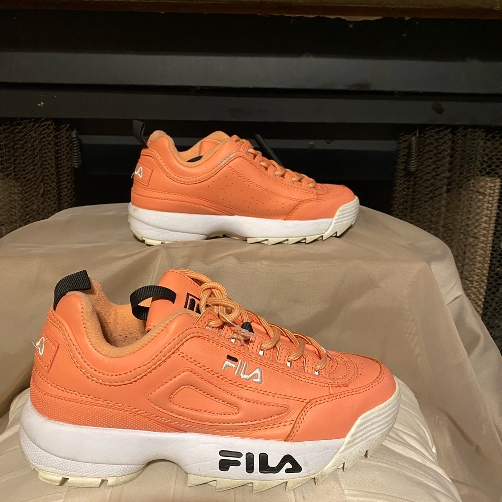 Pink Filas - Picture 3 of 4